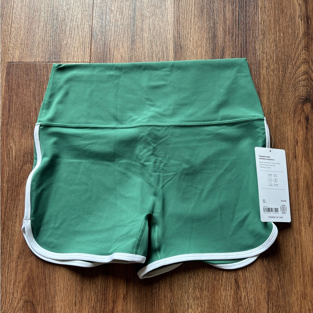 Athleta Green Women’s Transcend Tipped Shortie